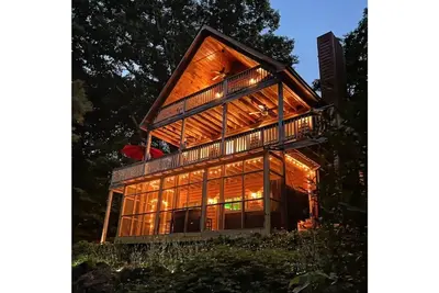 Image de Modern cabin, minutes from downtown Asheville & Biltmore
