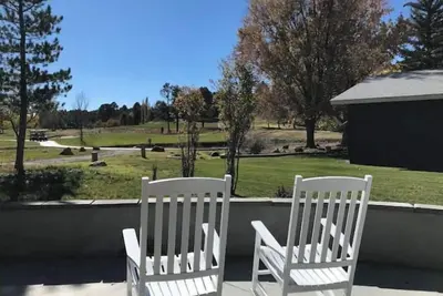 Image de Enjoy Nature at our Ski & Golf Retreat