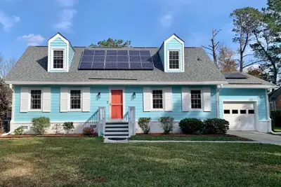 Image de Relaxing, boho home, central to many attractions