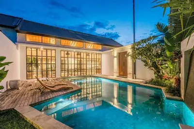 Image de Brand New luxe villa near Satu-Satu cafe Berewa