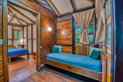 Image de Villa for 6 people 5 min from the beach! free kayaking