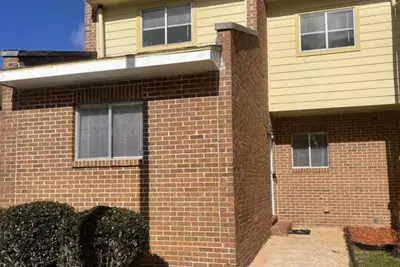 Image de 4 bed-3 baths, central location