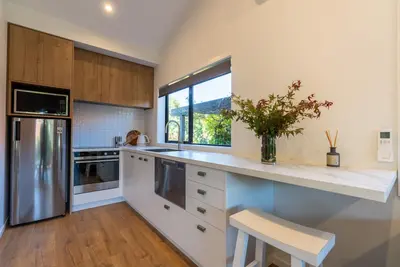 Image de Lakeside road New Apartment