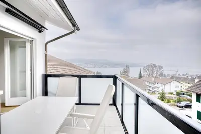 Elegant Horgen 3 Room w/ Storage, 5 min to Market, by Blueground