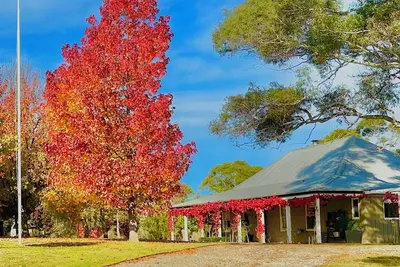 Image de Stunning Homestead & Cottage, just 10 minutes from historic Braidwood.