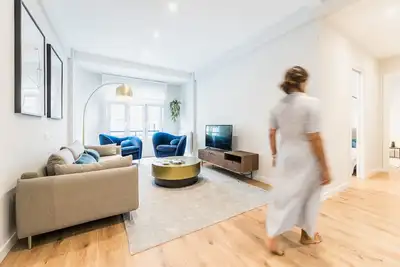 Gran Via Suite: appartement supérieur pour 6 Pax. A 2min de la plage