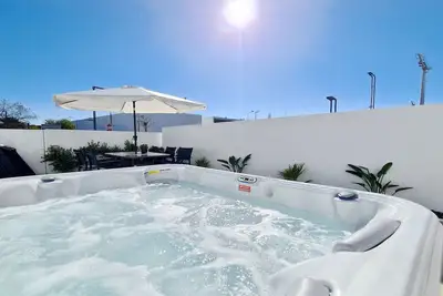 Image de Marina Retreat Cd255, 2 adults 2 enfants