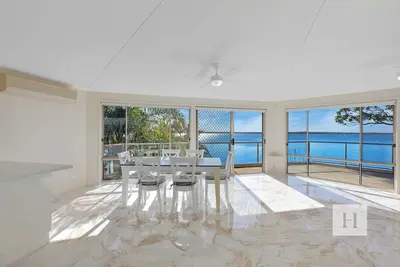 Image de Sunset Lakehouse - Waterfront with Jetty