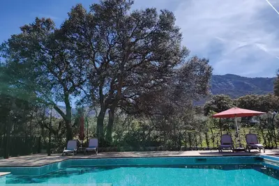 Image de Luxurious Hacienda with pool and tennis court, just 20 minutes from the beach