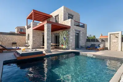 Villa à Lachania avec piscine privée