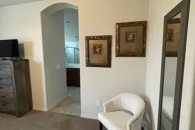 Image de Like new Eastside home, 3 bedroom, 2 full bath, plus 2-car garage