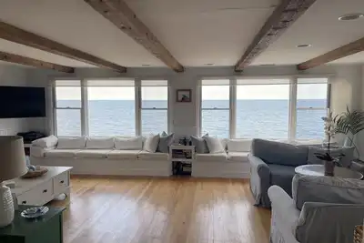 Image de Beautiful Ocean Beachfront 3 Bedroom Home
