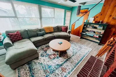 Image de Close to Downtown-Primary on Main-Fast Internet