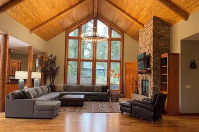 Image de Luxury in Sunriver- Sleeps 21