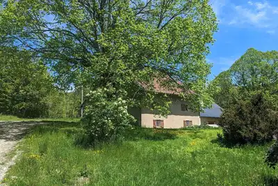 Image de Ancienne ferme du 18éme au coeur d'une station de ski