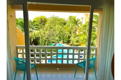 Image de Beautiful oasis in the old town