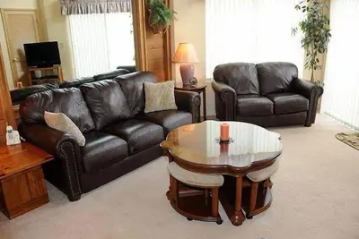 Image de Seven Springs Stoneridge 4 Bedroom Standard Condo, Ski-In/Out! by RedAwning