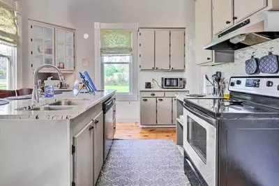 Image de Pet-Friendly Vacation Rental w\/ Deck & Yard!