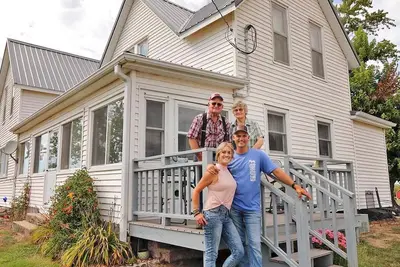 The Farmhouse - A True Country getaway on 40 acres!