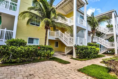 Image de Seaview Escape -Ocean View Bimini Bay Condo