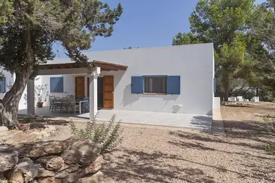 Image de Es Lliri Blanc - Wonderful house with views of the countryside and free WiFi.
