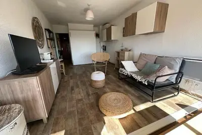 Image de Vue mer, plage des Sablettes à pied et climatisation