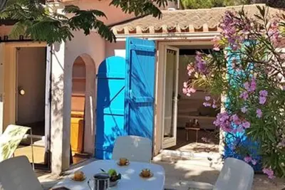 Image de Villa T3 Mezzanine Climatisée, Terrasse & Parking, 900m de la Plage - Saint-Cyprien Plage