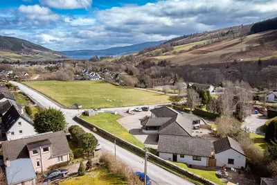Image de Quiet 2 bedroom cottage with a beautiful view of Loch Ness