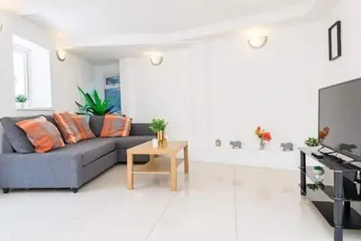 Image de Triyo's Town Escape *Free Parking&Private Garden*