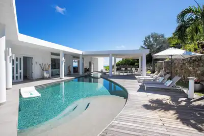 Image de Villa Five Minutes More in Oyster Pond by Fantasia Villas
