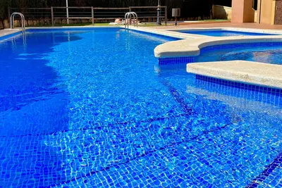 Image de Beach House by Gloove - With Pool