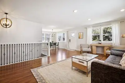 Image de South Minneapolis/Armatage Modern Farmhouse