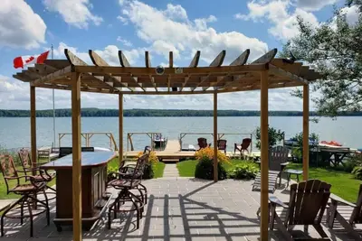 Image de Lakefront cottage 15 min away from Wasaga Beach