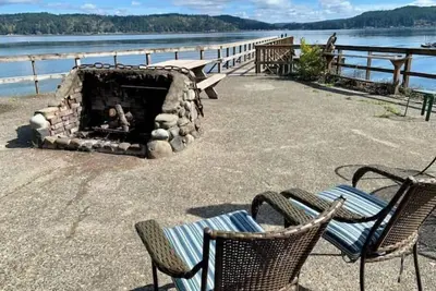 Image de Dockside ~ Private Waterfront Paradise