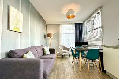 Image de Stylish 2 Bedroom Apartment - Free Parking & WiFi