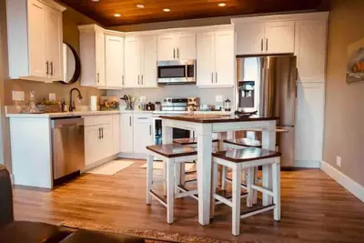 Image de Private Waterfront View Studio