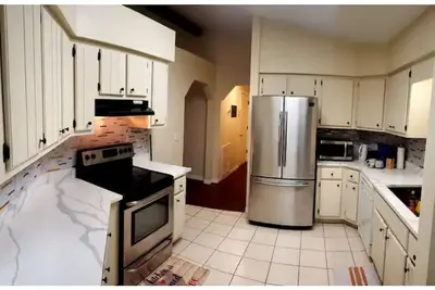 Image de Eclectic Ranch Style Home - Sleeps 12