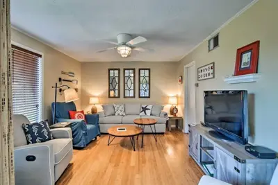 Image de Diamondhead 1st Floor Condo w/Priv. Balcony Community Pool