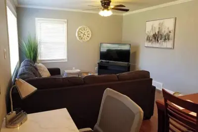 Image de Fortress of Solitude Part Deux/3 bedroom