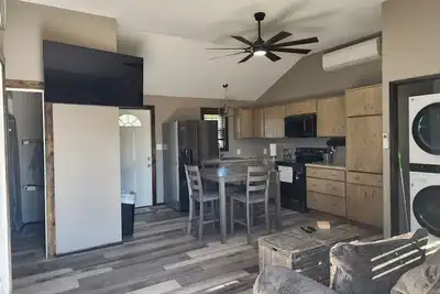 Image de Possum Run Cabin Comfortably Sleeps 6 People