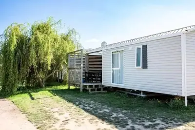 Image de Mobil-home Standard 27m² (2 chambres) + terrasse intégrée 4 personnes