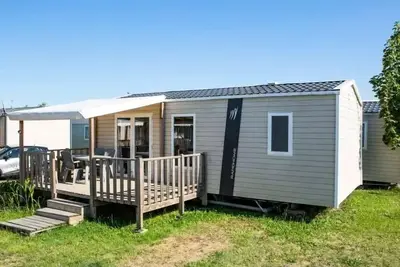 Image de Mobil-home Confort 30m² (2 chambres) - terrasse semi couverte 4 personnes