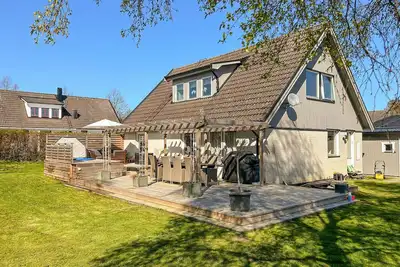 Image de Superbe maison à Ystad avec WiFi