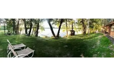 Image de Cozy  Lake front Sandy Beach Getaway