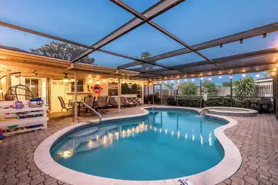 Image de 10 Mins To Anna Maria@Heated Pool/Spa@Game Room@Oasis Escape