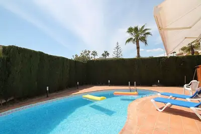 Image de Magnifique maison de vacances privée avec Wifi, piscine privée, climatisation, Tv, patio, parking