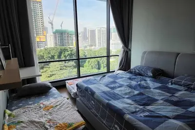 Image de 2km bukit bintang, 300m Mrt, luxury facilities, 9pax, many car parks