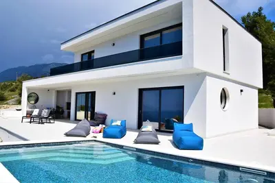 Image de Villa SkyBlue mit Pool