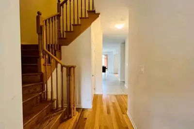 Image de Your Cozy Staycation is a click Away!