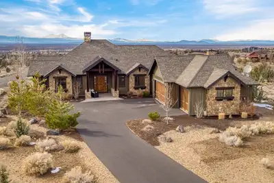Image de Heritage by AvantStay | Luxe Oregon Retreat + Deck